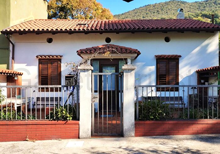 Casa bilocale in vendita in Trieste