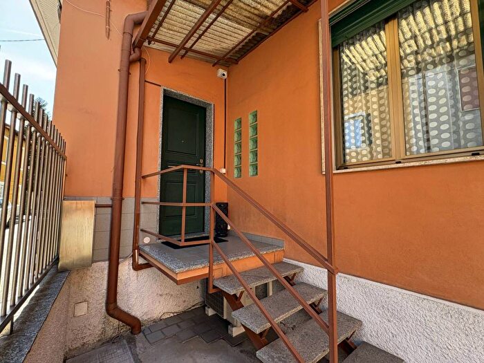 Casa trilocale in affitto in Via Ugo Foscolo, San Pietro Pace, Rho