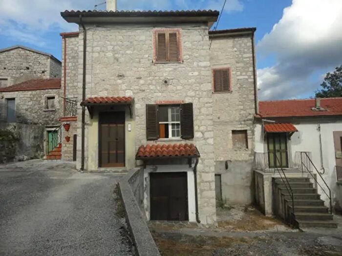Casa con 6 locali in vendita in Durante, Sessano Del Molise