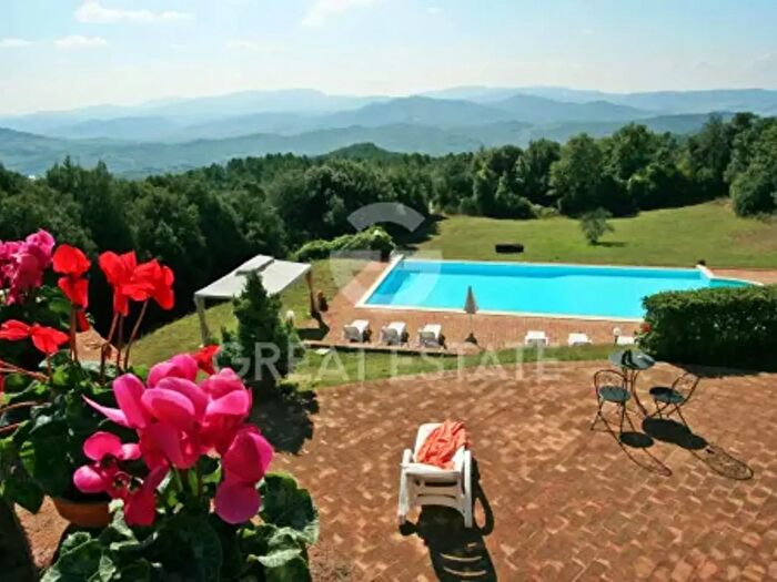 Casa con 6 locali in vendita in Via Don Giovanni Minzoni, Volterra