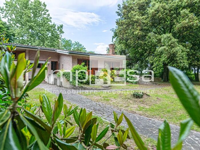 Casa con 8 locali in vendita in Via SantAntonino, Gorgo Al Monticano