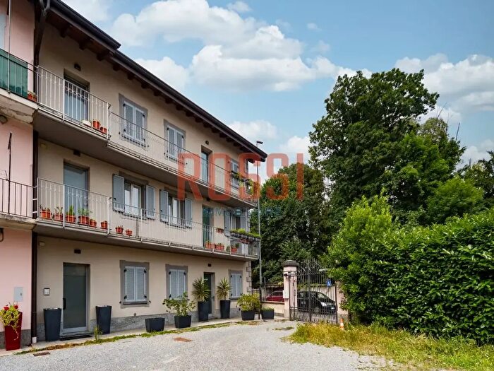 Appartamento bilocale in vendita in Viale Cesare Battisti, Vedano Al Lambro