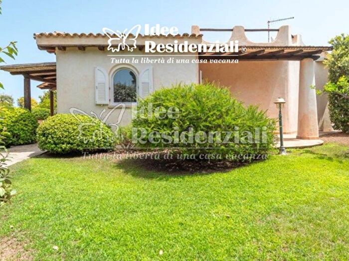 Casa quadrilocale in affitto in via Sarra Porto Rafael, Punta Sardegna, Palau