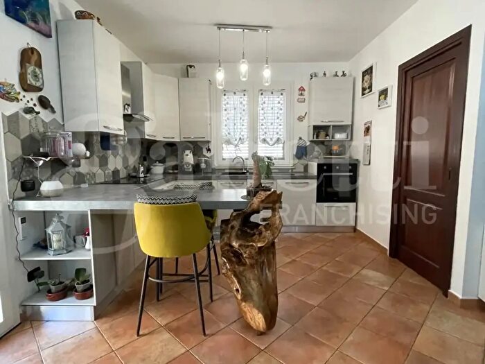 Appartamento quadrilocale in vendita in Via Francesco Paolo Perez, Terrasini