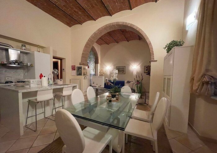 Appartamento quadrilocale in vendita in Seravezza