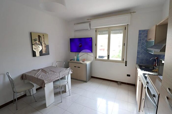 Appartamento quadrilocale in vendita in Via Legnano, Cagliari