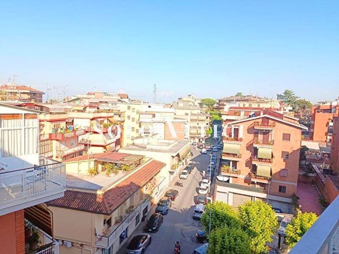 Casa trilocale in affitto in Via Carlo Piancastelli, Ottavia, Roma