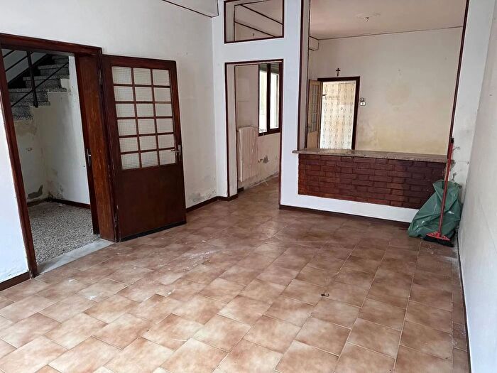 Casa con 7 locali in vendita in Adria Via Bocchi, Adria