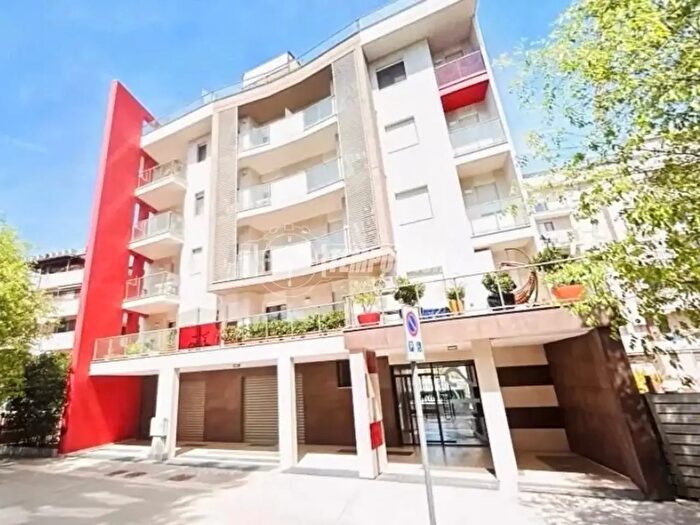 Appartamento quadrilocale in vendita in Viale Giotto, Foggia