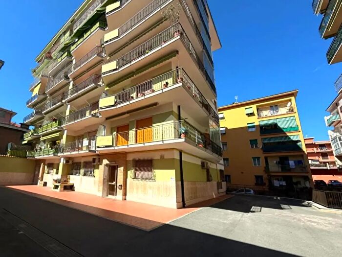 Appartamento trilocale in vendita in Via Filippo Turati, Ventimiglia