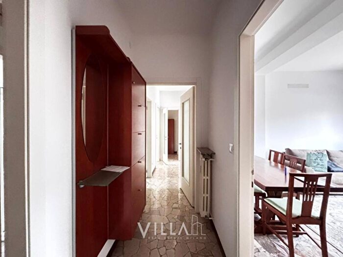 Appartamento trilocale in affitto in Via Bengasi, Cimiano, Milano