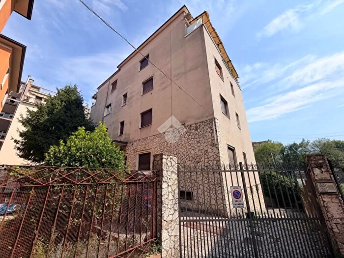 Appartamento quadrilocale in vendita in Via Monte Ortigara, Brescia
