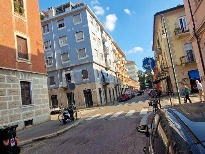 Appartamento bilocale in affitto in Via Modena, Regio Parco, Torino