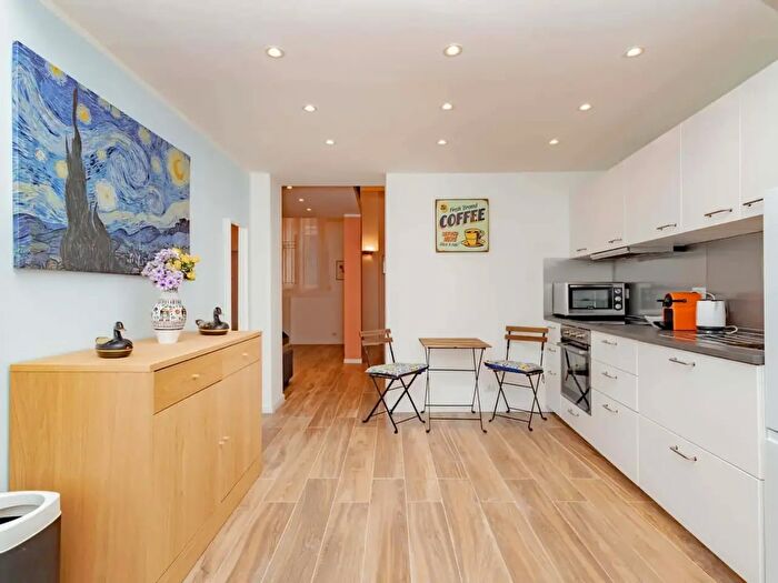 Appartamento monolocale in affitto in Via Giacomo Watt, Milano