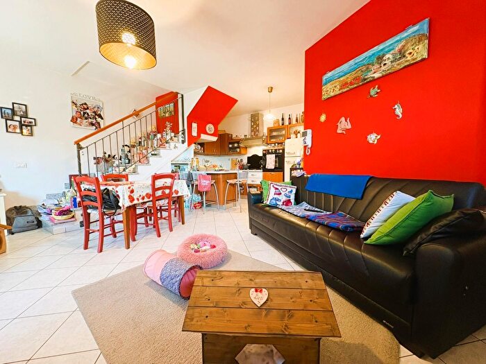 Appartamento trilocale in vendita in Nazario Sauro, Vinci