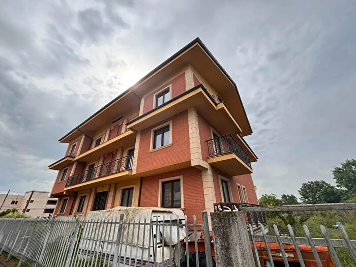 Appartamento quadrilocale in vendita in Contrada Coda di Volpe Snc, Rende