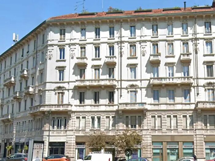 Appartamento bilocale in vendita in Corso Sempione, Milano