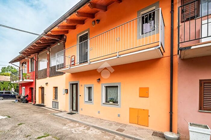 Casa quadrilocale in vendita in Via Lagrange, San Gillio