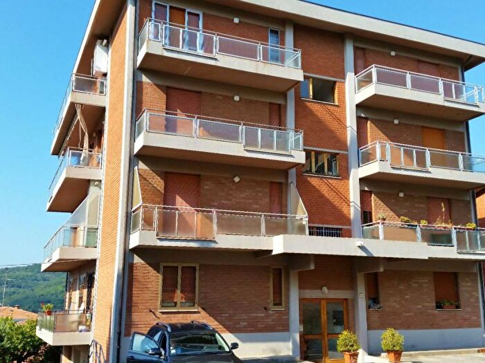 Appartamento quadrilocale in affitto in Via Placido Acquacotta, Montegrillo, Perugia