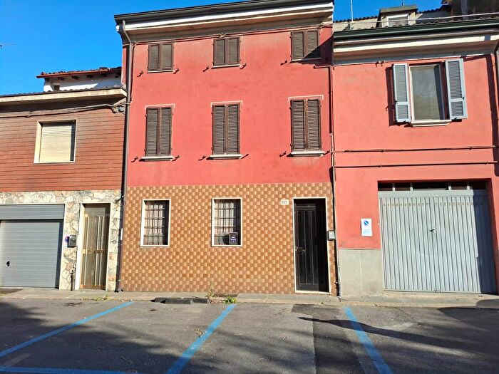 Casa quadrilocale in vendita in Via Dieci Giugno, Piacenza