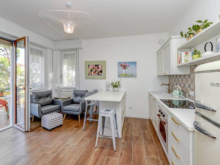 Appartamento bilocale in affitto in Via Olimpia, Desenzanino, Desenzano del Garda