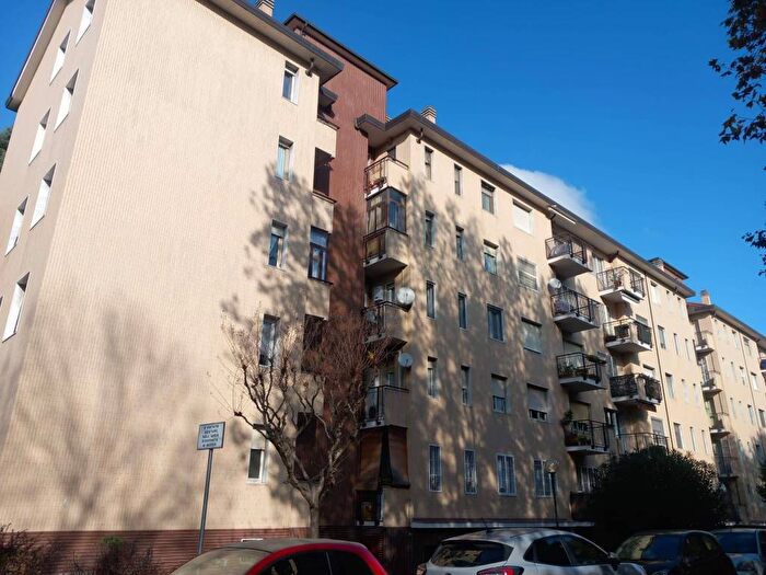 Appartamento trilocale in affitto in Via Mecenate, Quartiere Forlanini, Milano