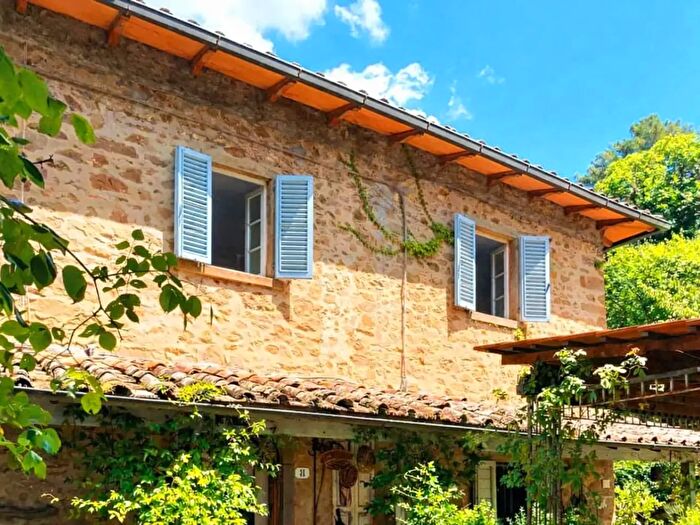 Casa con 14 locali in vendita in Greve In Chianti
