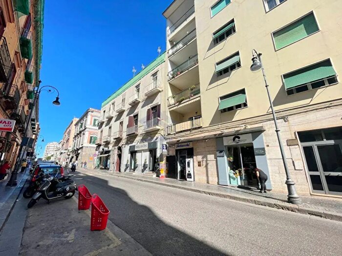 Appartamento trilocale in vendita in Corso Umberto I, Torre Annunziata