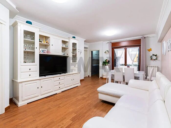 Appartamento trilocale in vendita in Via Carso, Monterotondo