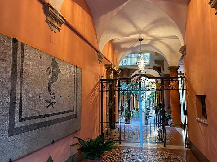 Appartamento bilocale in affitto in Piazza Galileo Galilei, Centro Storico, Bologna