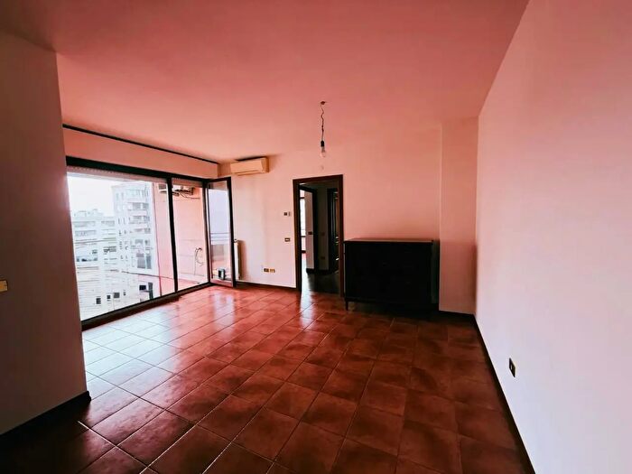 Appartamento trilocale in affitto in Via dellOrsa Minore, Roma