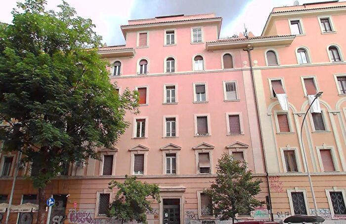 Appartamento quadrilocale in affitto in Via Ettore Rolli, Trastevere, Roma