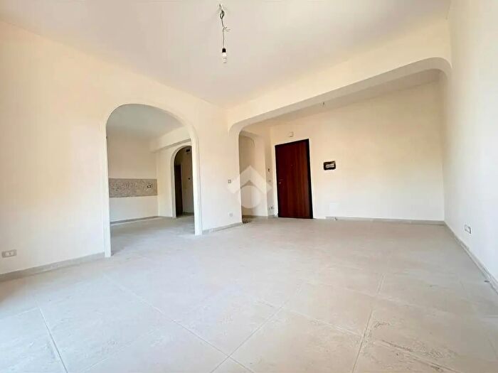 Appartamento quadrilocale in vendita in Via Saracinello, Reggio Calabria