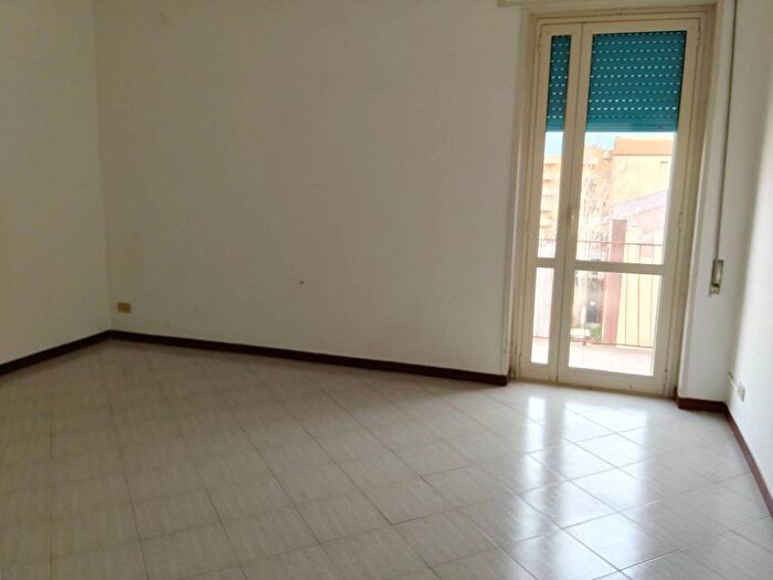 Appartamento trilocale in affitto in Via Alcide De Gasperi, Stagnone, Marsala