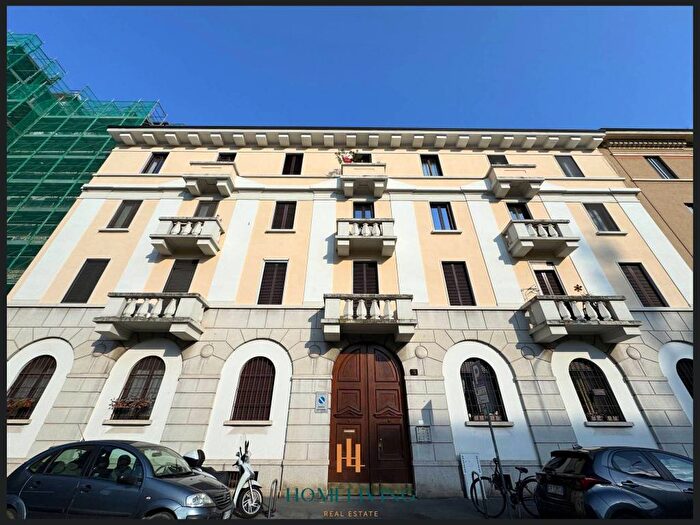 Appartamento trilocale in affitto in Via Albrecht Dürer, Gambara, Milano