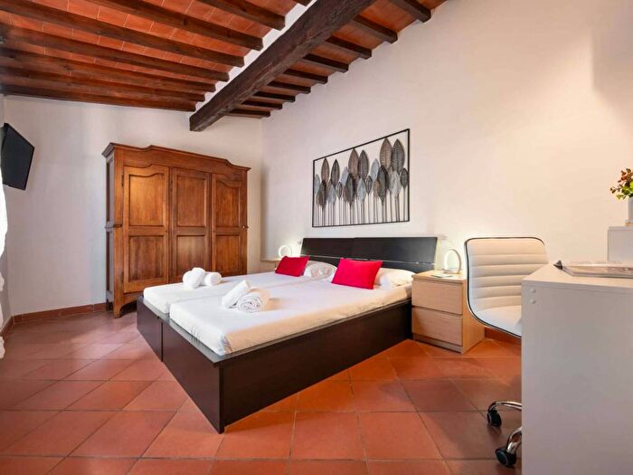 Appartamento trilocale in affitto in Via Senese, Due Strade San Gaggio, Firenze