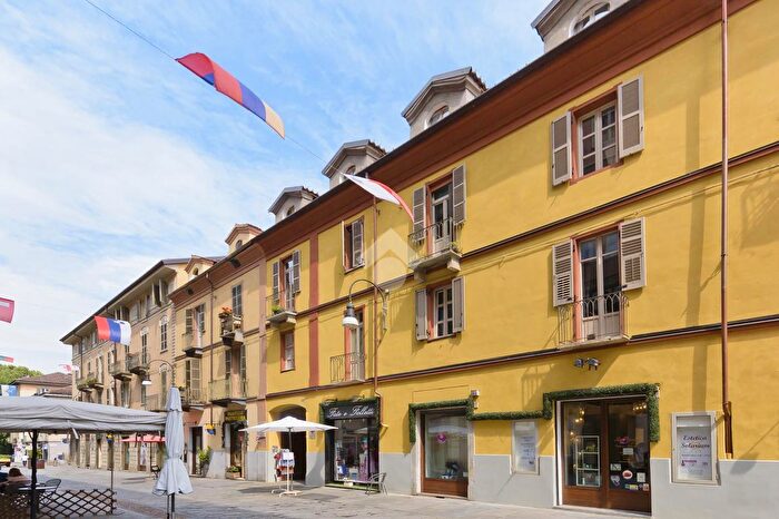 Appartamento bilocale in vendita in Via Monferrato, Torino