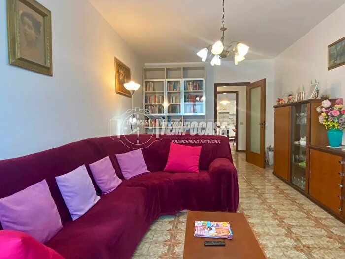 Appartamento con 5 locali in vendita in Calolziocorte