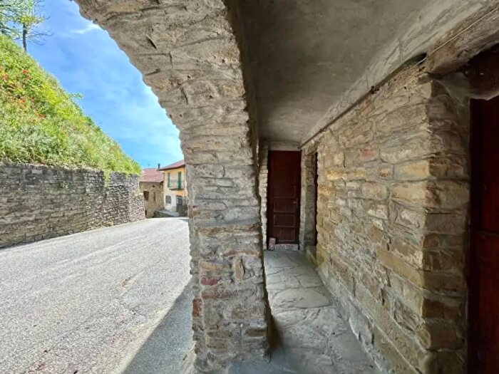 Casa con 5 locali in vendita in Via Aivero, Denice