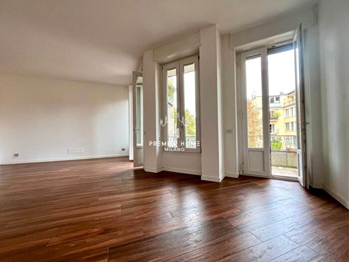 Appartamento con 6 locali in affitto in Corso Venezia, San Babila, Milano