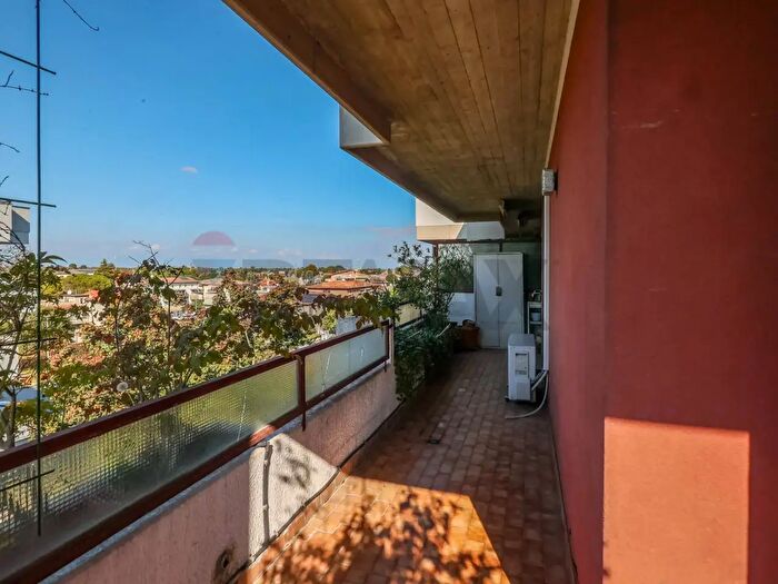 Appartamento con 5 locali in vendita in Padova