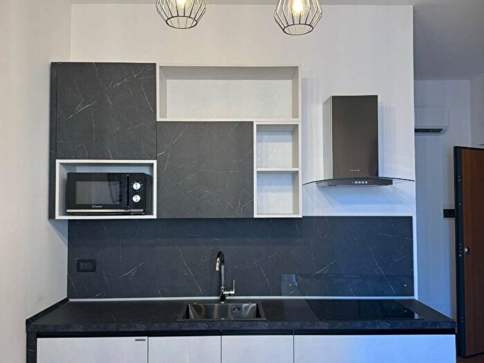 Appartamento bilocale in affitto in Via Papireto, Tribunale, Palermo