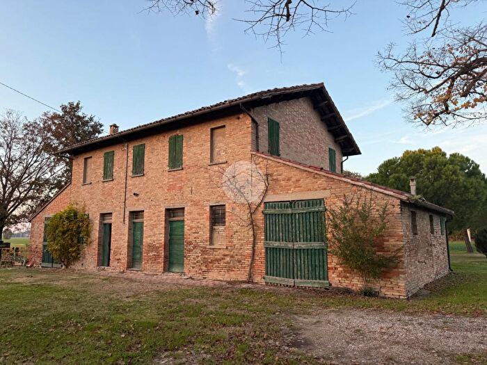 Casa con 7 locali in vendita in Via Bagnolo Salara, Ravenna