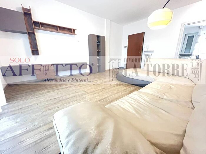 Appartamento trilocale in affitto in Via Gorizia, Piazza Genova, Alessandria