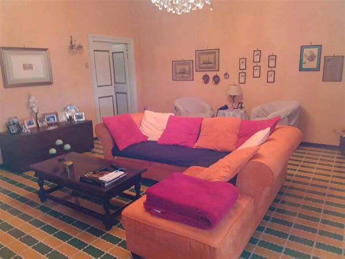 Appartamento con 6 locali in vendita in Vetralla