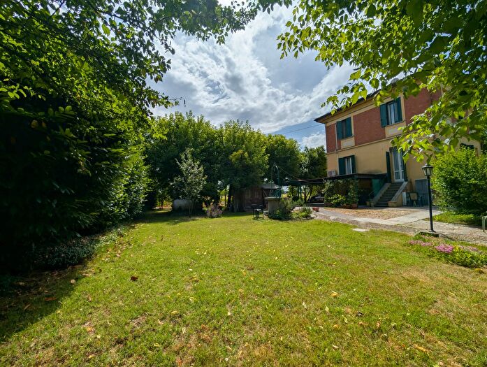 Casa con 7 locali in vendita in Via Angelo Masini Zola Predosa, Zola Predosa