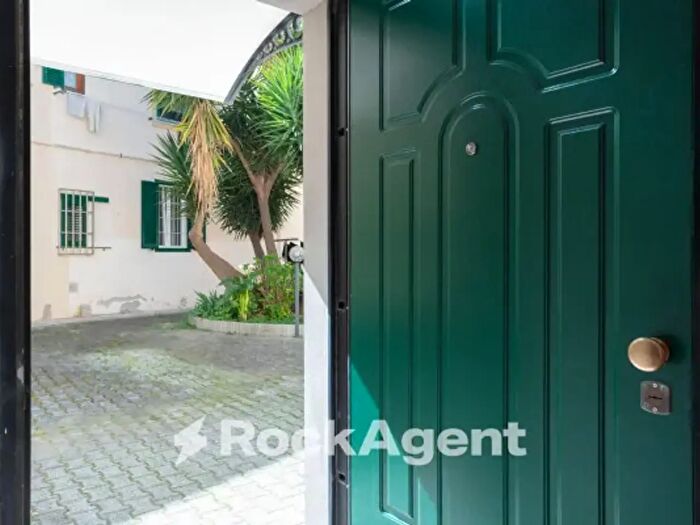 Appartamento trilocale in vendita in Via Pietro Orsilago, Livorno