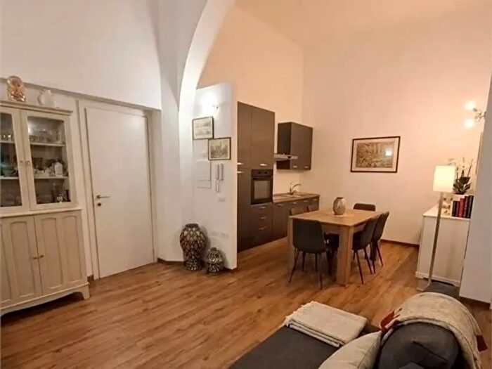 Appartamento trilocale in vendita in Pisa