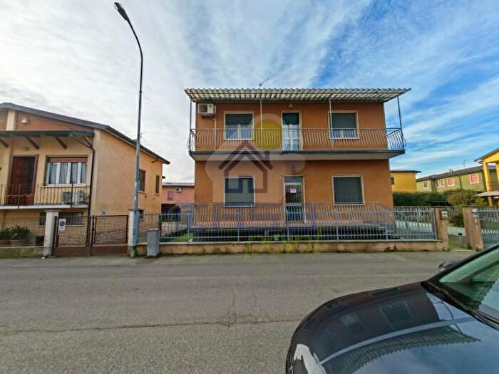 Casa con 5 locali in vendita in Via Vittorio Veneto, Boffalora DAdda