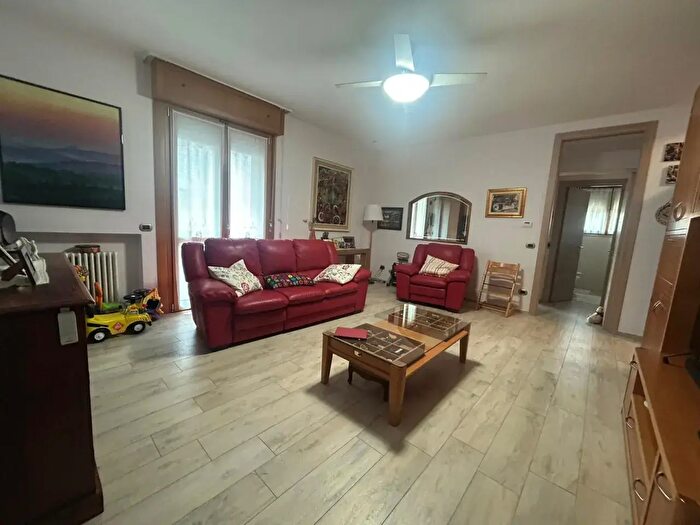 Appartamento trilocale in vendita in Via Venezia, Sorbolo Mezzani